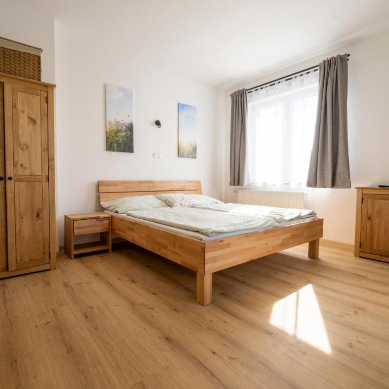 Erlebnishof König-Kober - Apartment mit 2 Schlafzimmern und Dusche - 1