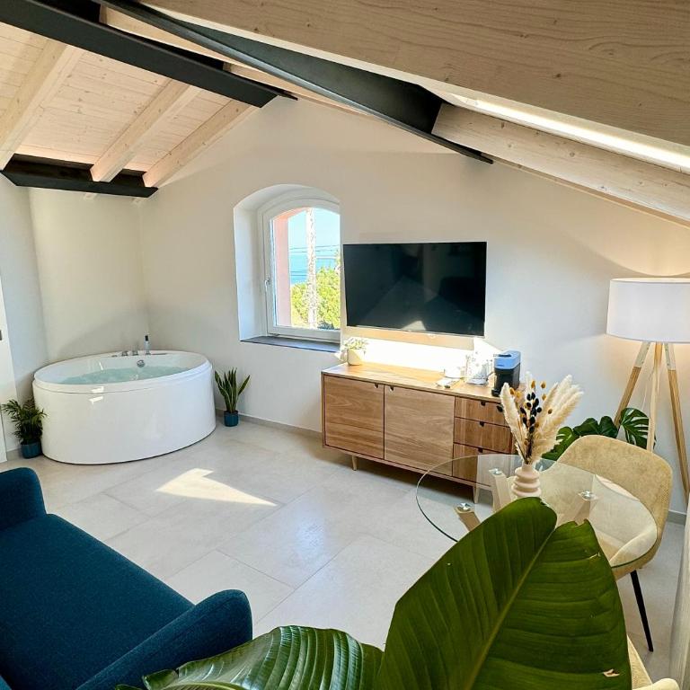 Oasi di Mare - Boutique Guest House - Junior Suite con Vista Mare - 17