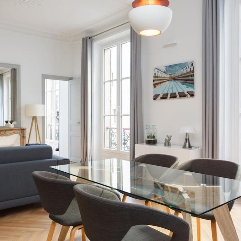 Renovated spacious Parisian apt near la Madeleine - Appartement 1 Chambre - 12