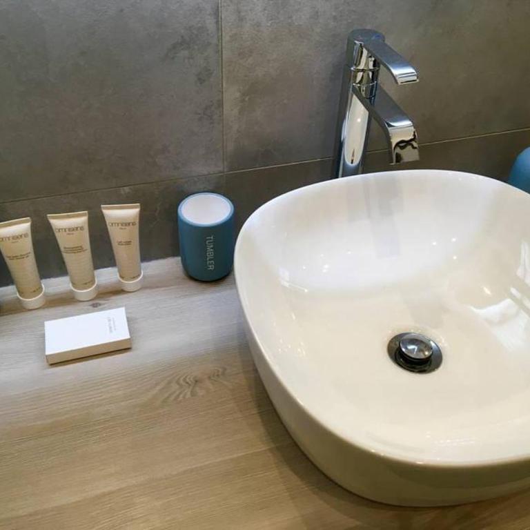 Renovated spacious Parisian apt near la Madeleine - Appartement 1 Chambre - 17