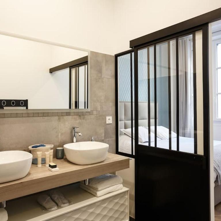 Renovated spacious Parisian apt near la Madeleine - Appartement 1 Chambre - 18