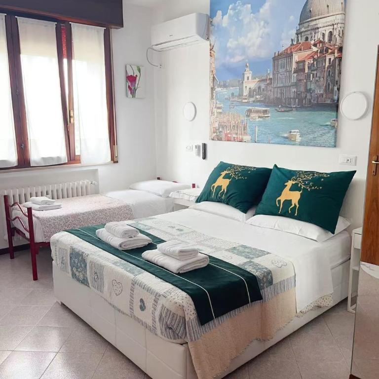 Sogna Venezia - Camera Matrimoniale con Bagno Privato - 9