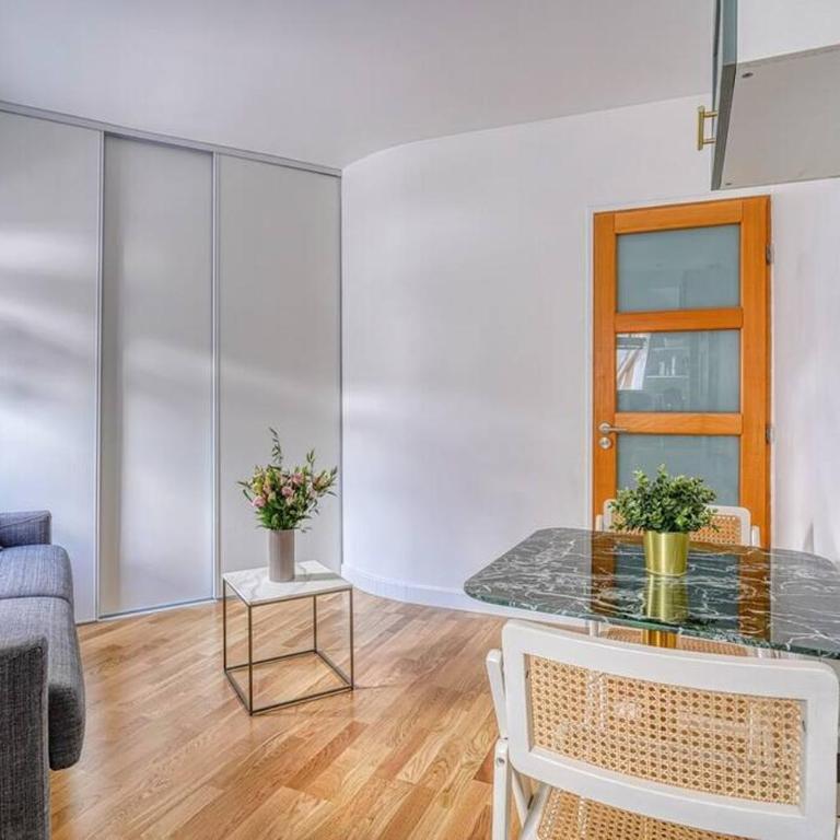 Le Mignon - Proche Haussman - 289B - Studio - 2