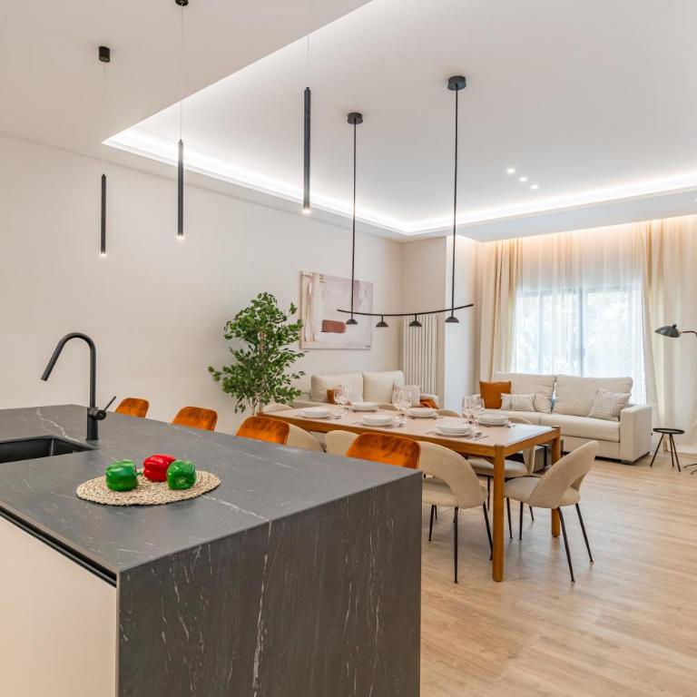 Centro XXI calle Príncipe 3BR 3BH - Three-Bedroom Apartment - 24