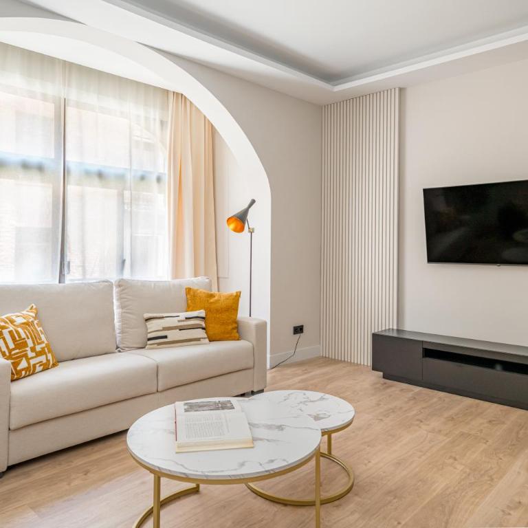 Centro XXI calle Príncipe 3BR 3BH - Three-Bedroom Apartment - 7
