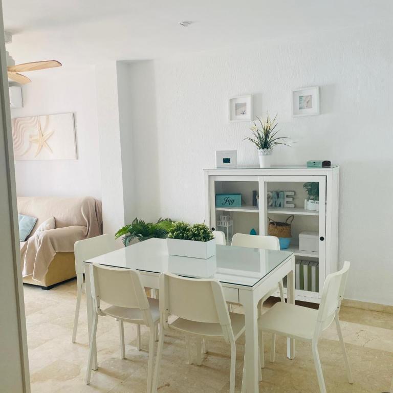Espacioso apartamento en Barbate con Wifi - Apartamento de 3 dormitorios - 11