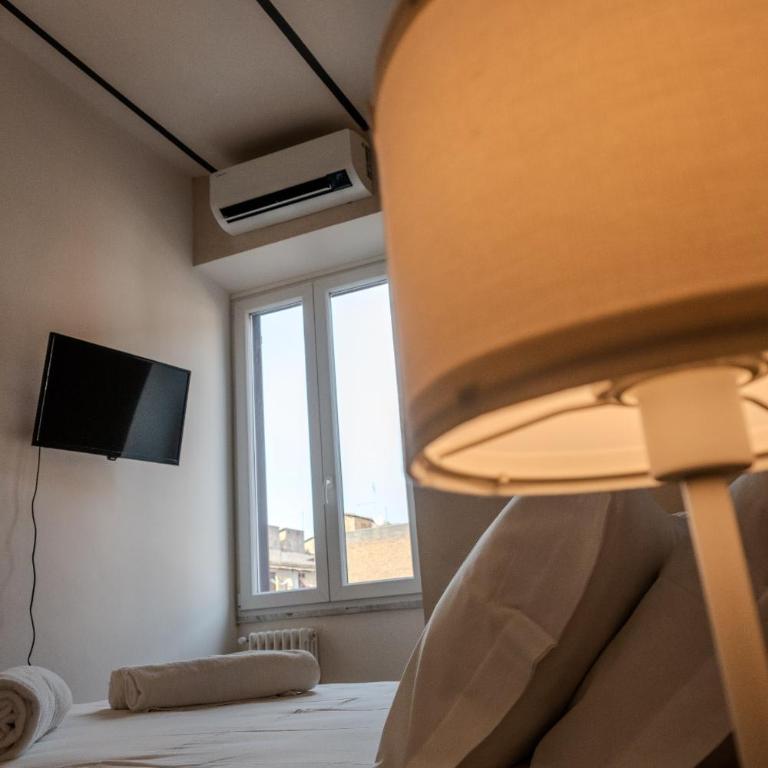 Home Holiday Rome - San Lorenzo - Appartamento con 2 Camere da Letto - 5