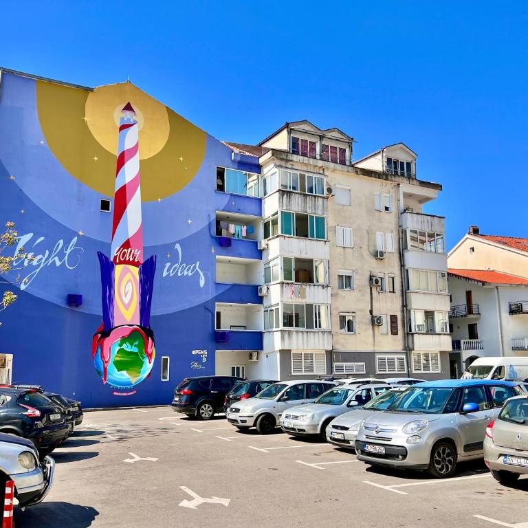 Homestay LGBT friendly - DOUBLE BED ROOM - Soba u apartmanu, zajednicko kupatilo! - Dvokrevetna Soba sa Bračnim Krevetom i Zajedničkim Kupatilom - 3