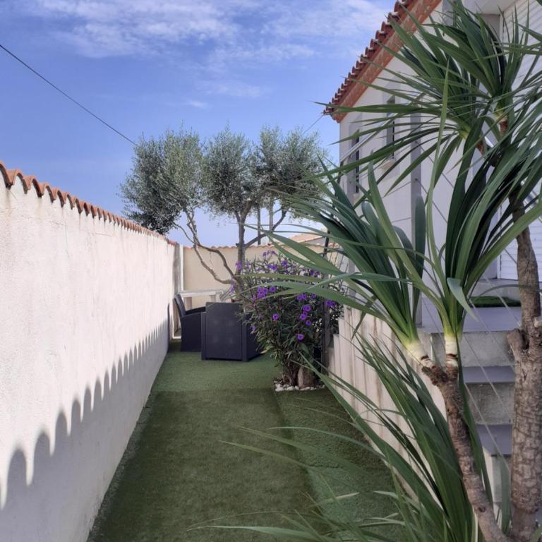 La petite maison au bord du canal T2 - 3étoiles - - Villa 1 Chambre - 12
