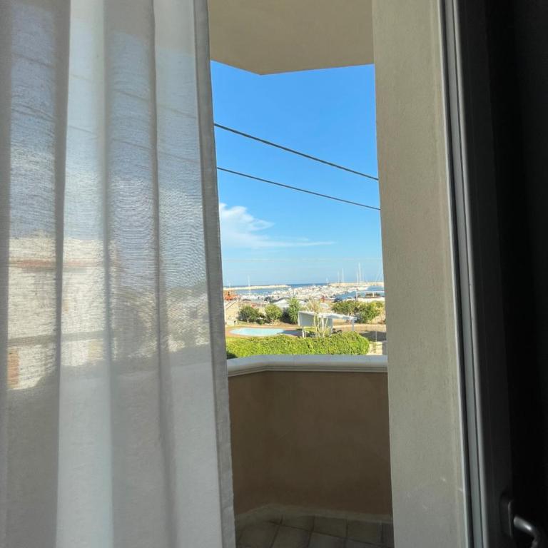 Villa Joseph - Appartamento Monolocale con Vista Mare - 10