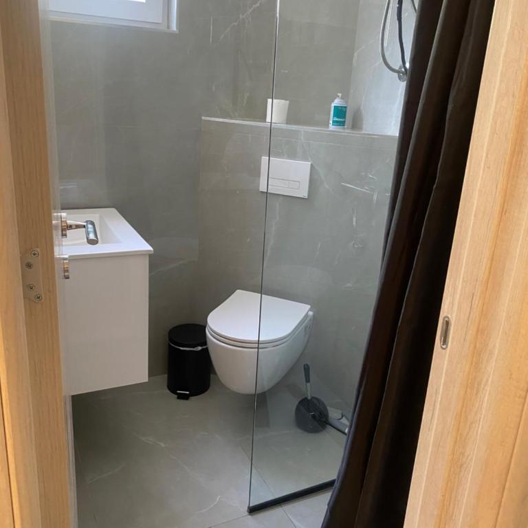 Central Terminal Podgorica - One-Bedroom Apartment - 10