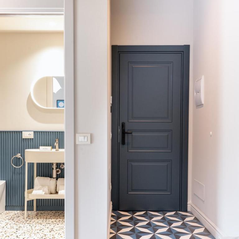 Riva Rooms - Camera King - 7
