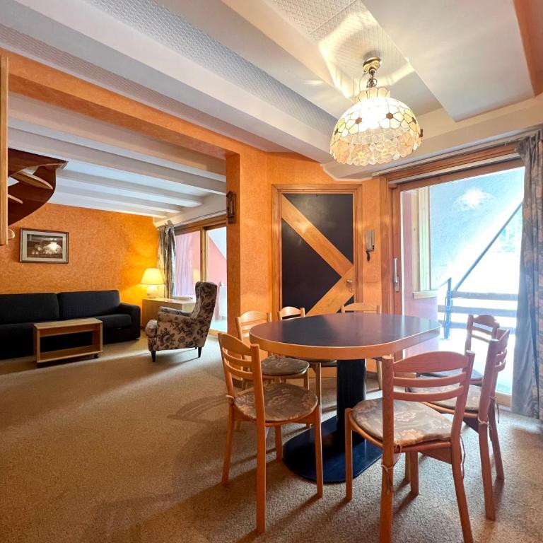 Quadrilocale Ville Golf 31 - Appartamento con 3 Camere da Letto - 5
