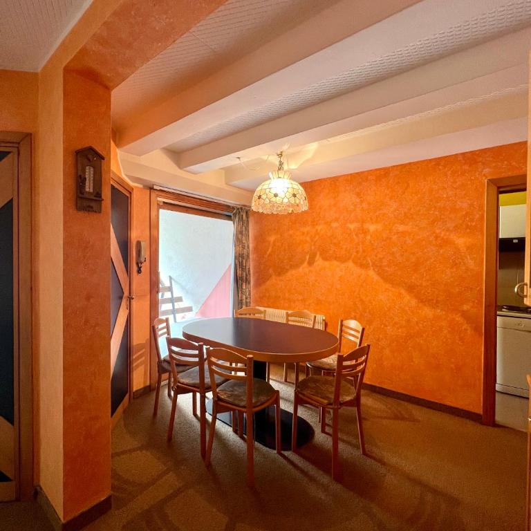 Quadrilocale Ville Golf 31 - Appartamento con 3 Camere da Letto - 4