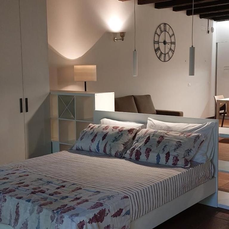Studio Rosa - Appartamento con 1 Camera da Letto - 5