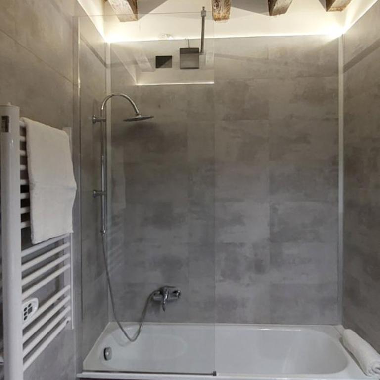 Studio Rosa - Appartamento con 1 Camera da Letto - 13