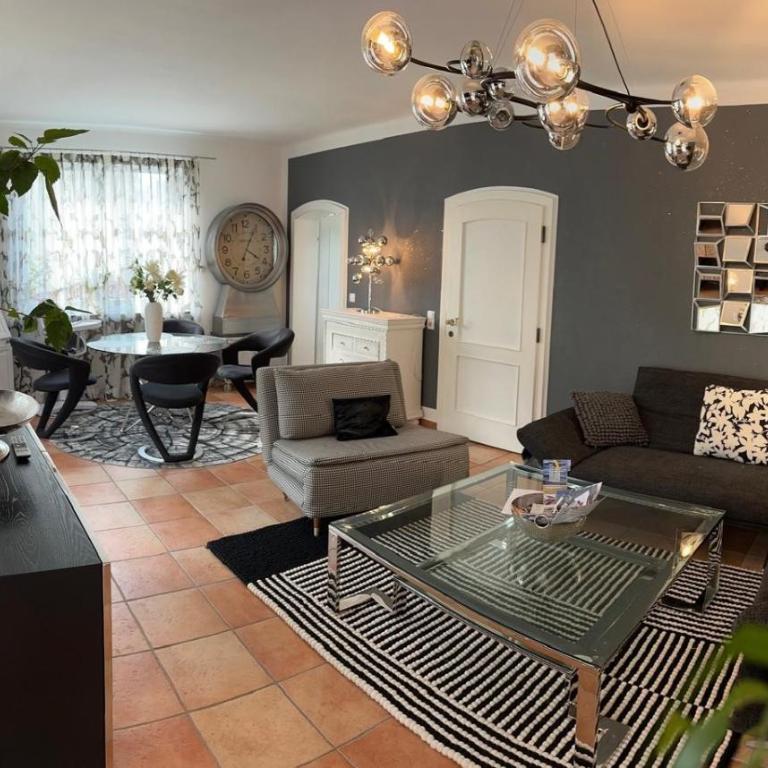 Haus Schmidhuber Ferienwohnung 5 mit Garten und sonniger Terrasse - Apartment mit 1 Schlafzimmer - 8