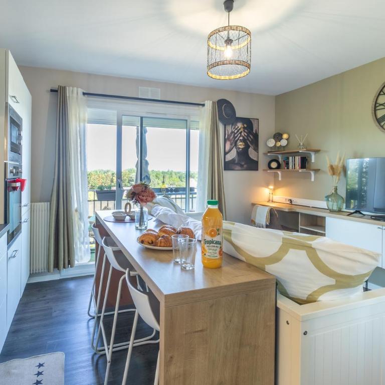 Studio Lumineux et plein de charme - Apartamento de 1 dormitorio - 5