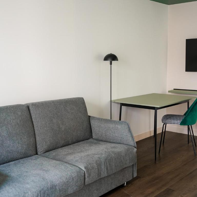 All Suites Appart Hôtel et Hôtel - Paris 13 - Porte d'Italie - Apartment (Two Double Beds and Sofa Bed) - 4