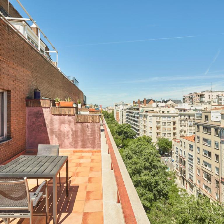 Apartamentos Juan Bravo - Penthouse Apartment - 1