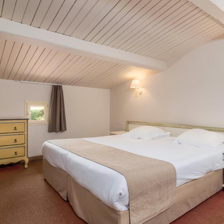 Castel 'Provence - Chambre Triple Confort - 1