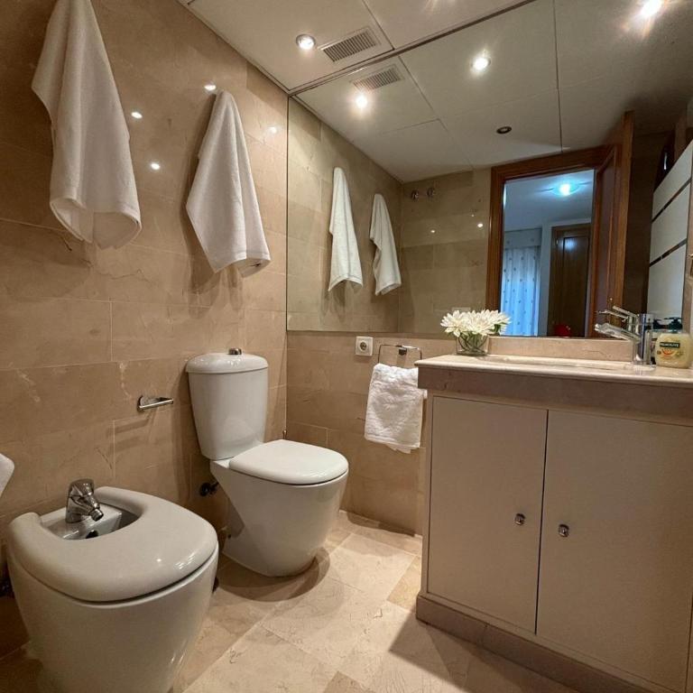 Ático Dúplex en playa Las Chapas - Three-Bedroom Apartment - 16