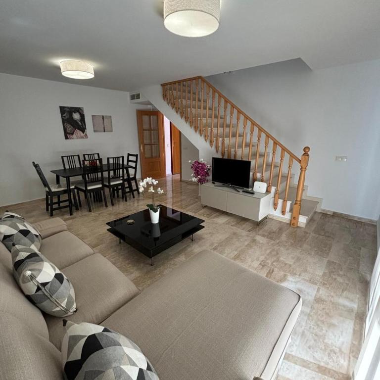 Ático Dúplex en playa Las Chapas - Three-Bedroom Apartment - 7