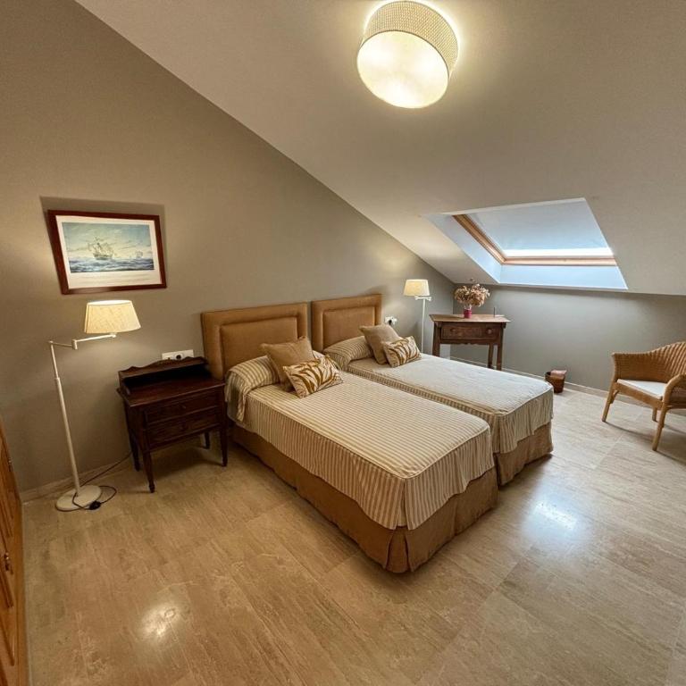 Ático Dúplex en playa Las Chapas - Three-Bedroom Apartment - 23
