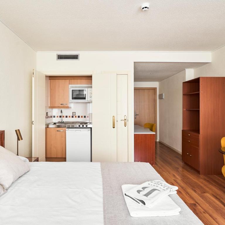 Apartamentos Juan Bravo - Superior Studio - 2