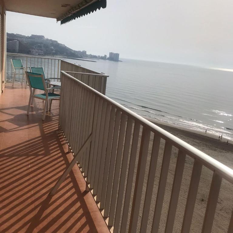 Aloha frente al Mar con piscina, garaje y tenis - Three-Bedroom Apartment - 10