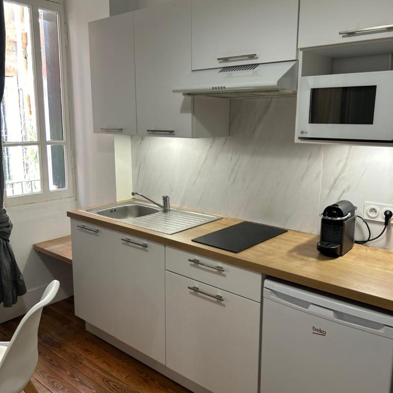 Le Toulousain 001 - Appartement calme en rez-de-chaussée avec Terrasse - Hypercentre, quartier Jeanne d'Arc - One-Bedroom Apartment - 20