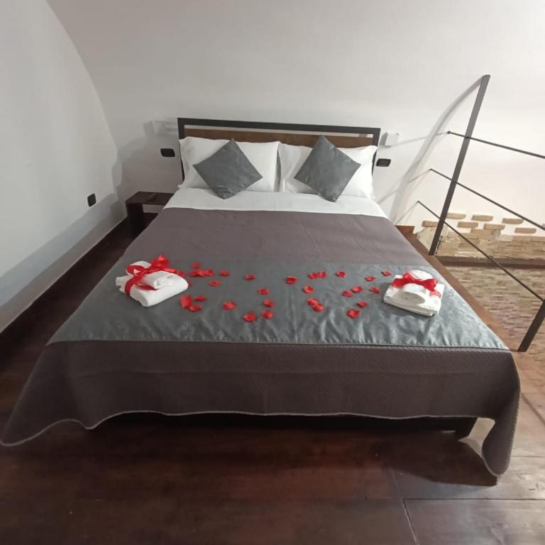 Diora Suite - Camera King - 3