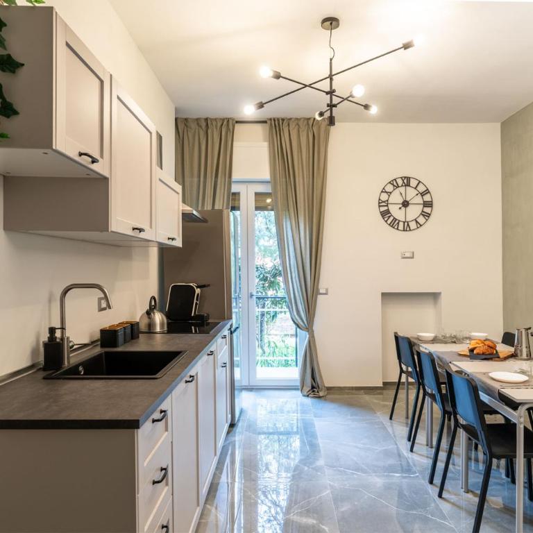 Casarà - Camera Matrimoniale con Bagno Privato - 8