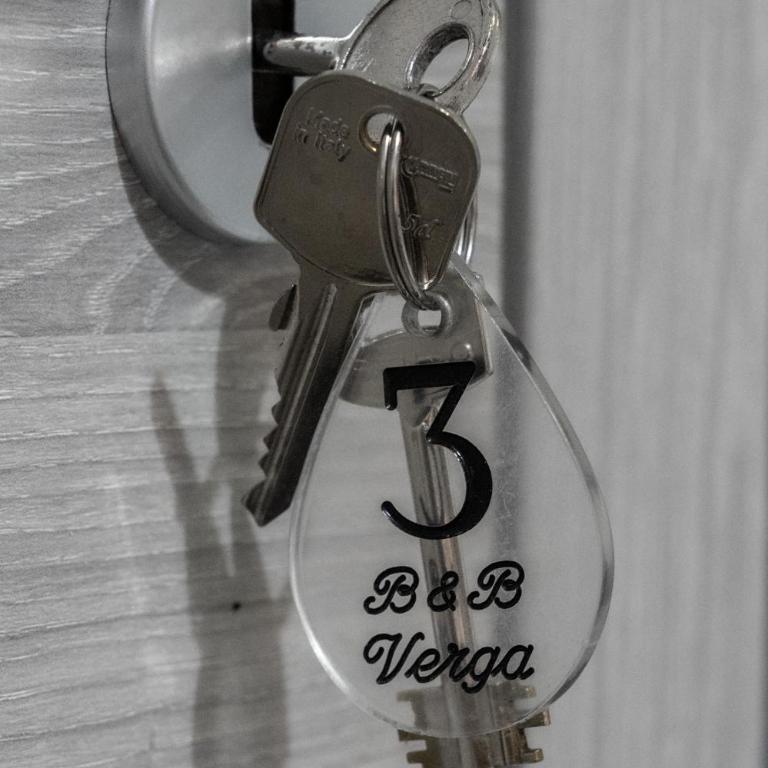 B&B Verga - Quadruple Room with Private Bathroom - 3