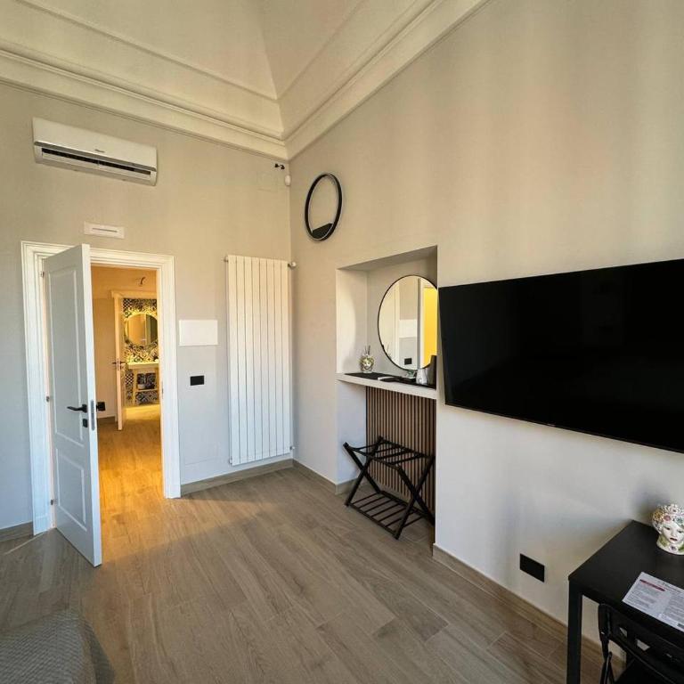 Siculus Bed and Breakfast - Queen Room with Shared Bathroom - 23