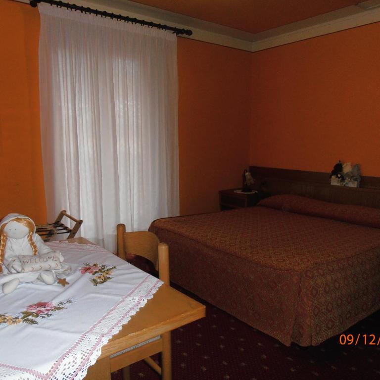 Hotel Alle Alpi - Camera Tripla con Balcone - 1
