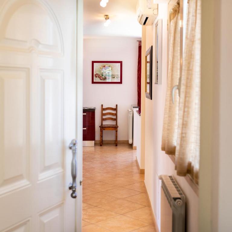 Il Balcone del Comandante - Appartamento con 2 Camere da Letto e Balcone - 11
