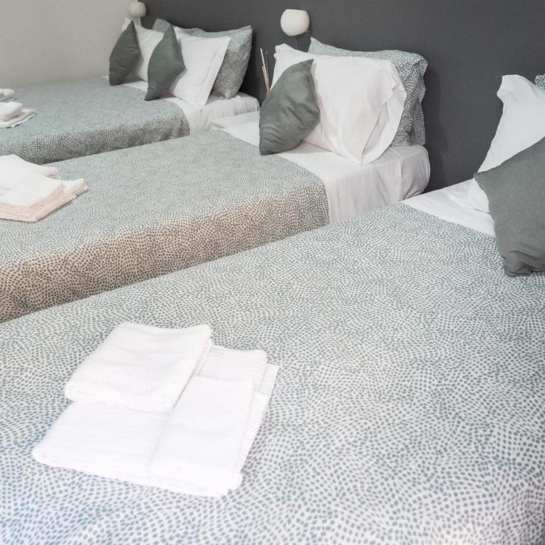 B&B Verga - Quadruple Room with Private Bathroom - 3