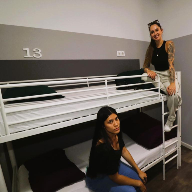 Madrid Downtown Hostel - Bunk Bed in Mixed Dormitory Room - 10
