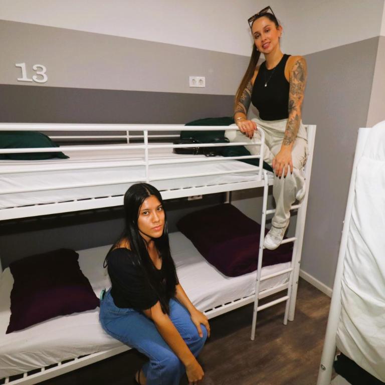 Madrid Downtown Hostel - Bunk Bed in Mixed Dormitory Room - 12