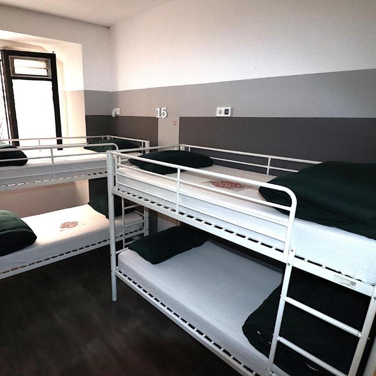 Madrid Downtown Hostel - Bunk Bed in Mixed Dormitory Room - 1