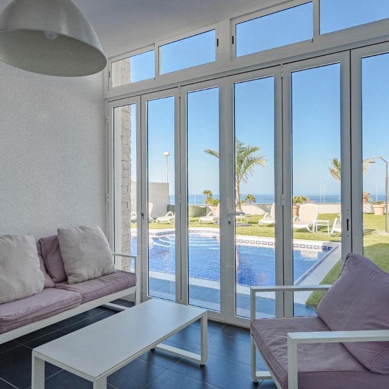 Villa Elisabetta, Luxury Villa with Heated Pool Ocean View in Adeje, Tenerife - Villa de 3 dormitorios - 9