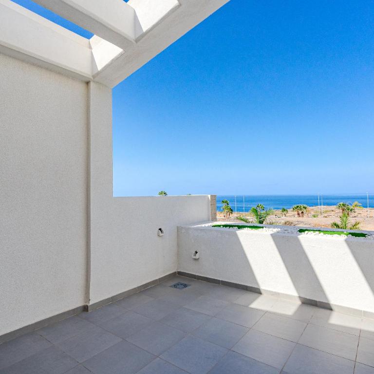 Villa Elisabetta, Luxury Villa with Heated Pool Ocean View in Adeje, Tenerife - Villa de 3 dormitorios - 38