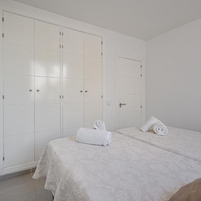 Villa Caterina, Luxury Villa with Heated Pool Ocean View in Adeje, Tenerife - Villa con piscina privada - 32