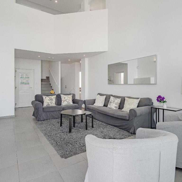 Villa Caterina, Luxury Villa with Heated Pool Ocean View in Adeje, Tenerife - Villa con piscina privada - 12