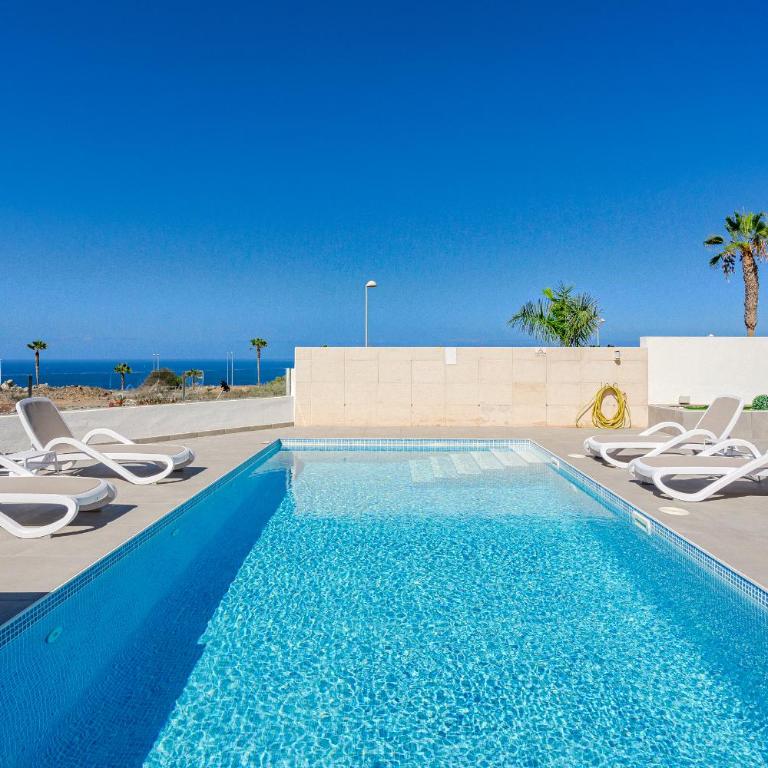 Villa Caterina, Luxury Villa with Heated Pool Ocean View in Adeje, Tenerife - Villa con piscina privada - 3