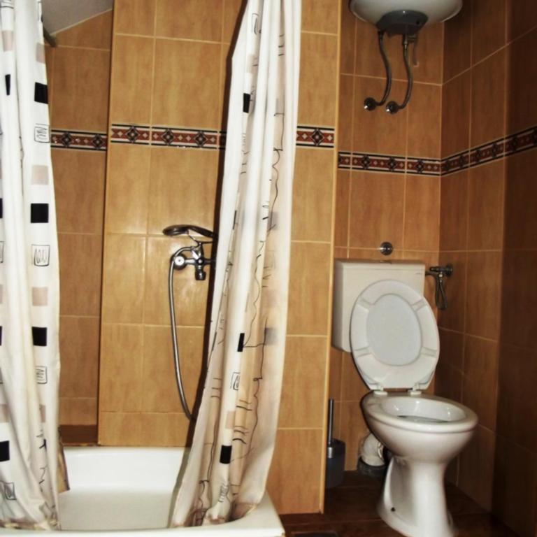 Apartments Budva Center - Komfor Apartman s 2 Spavaće Sobe i Balkonom - 12