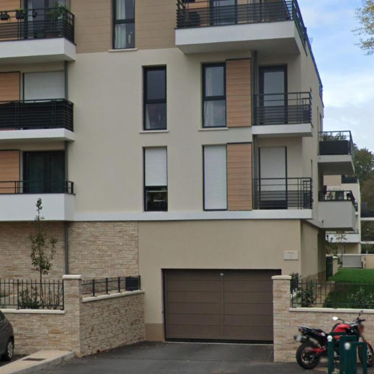 PIVOINE -12 Min des parcs Walt Disney-Arrivée autonome-Wifi&Parking gratuit - Studio - 24