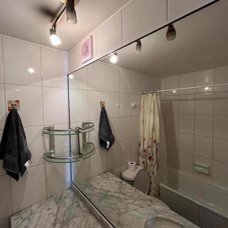 Departamento Amoblado Full Equipado - Apartamento de 2 dormitorios - 23