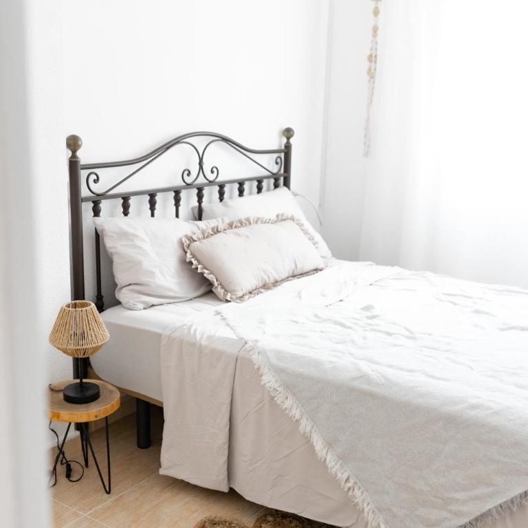 Charming apartment with sea view - Two-Bedroom Apartment - 20